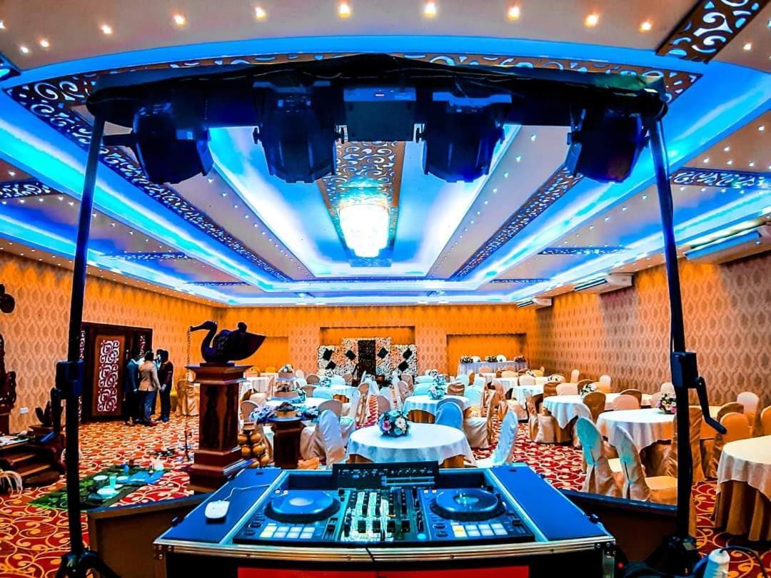 Hotel Eden Garden Сигирия Экстерьер фото